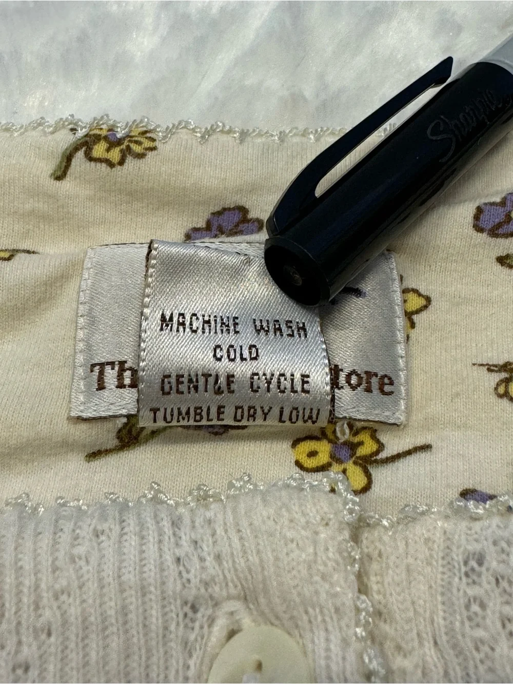 Vintage Disney Store 100% Cotton Winnie the Pooh Nightshirt in Size M D2 - Picture 6 of 8